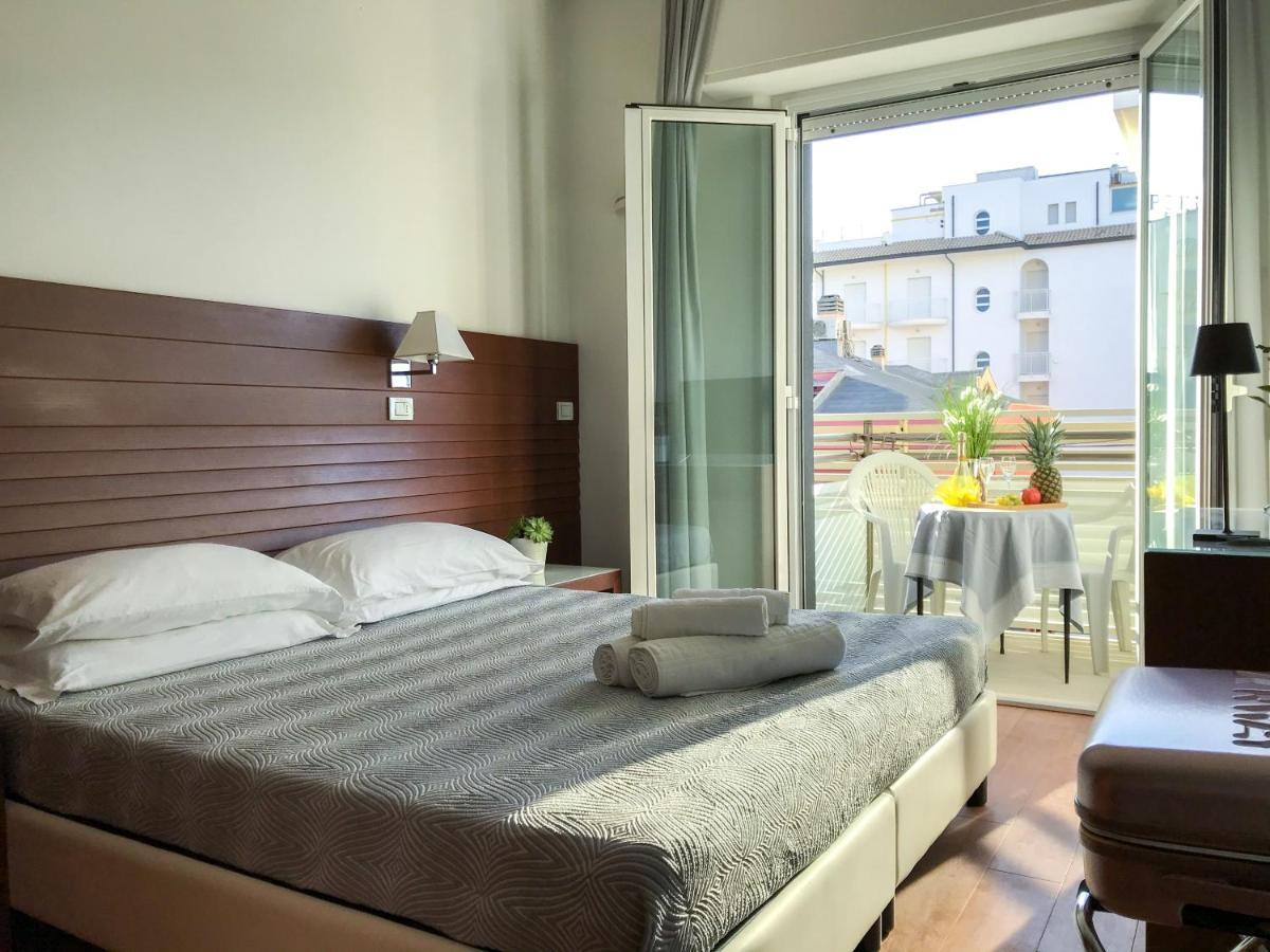 Club Hotel Ριτσιόνε Εξωτερικό φωτογραφία